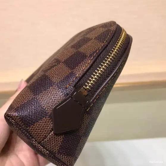 Cheap GM VUITTON POUCH COSMETIC LOUIS 0616